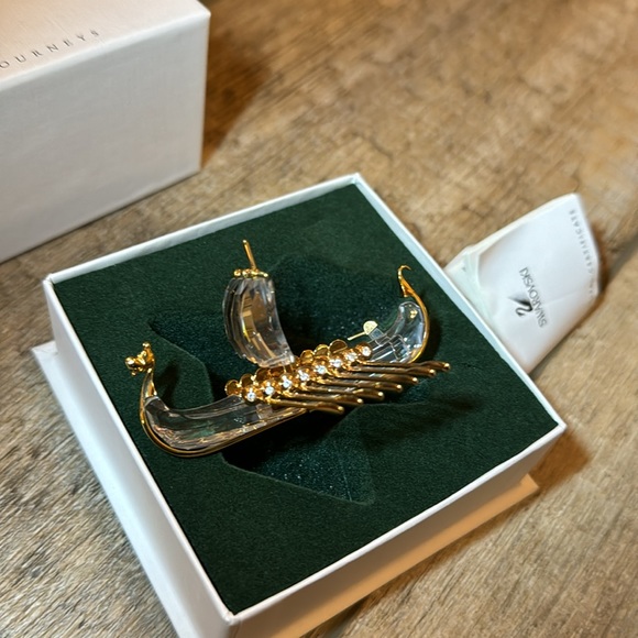 In original box.  Viking ship. Never been displayed. - Picture 4 of 5